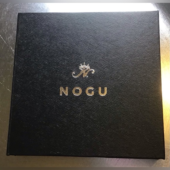 ❤️❤️ Mini Ruby Kikiballa Crystal x Red String Bracelet ❤️❤️ - Picture 5 of 5